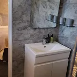 费恩德尼旅馆